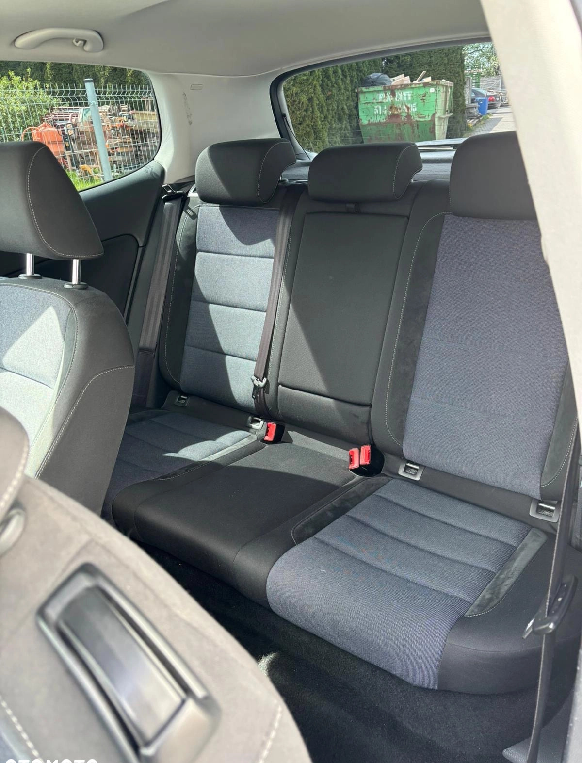 Volkswagen Golf cena 30000 przebieg: 327000, rok produkcji 2011 z Ełk małe 154